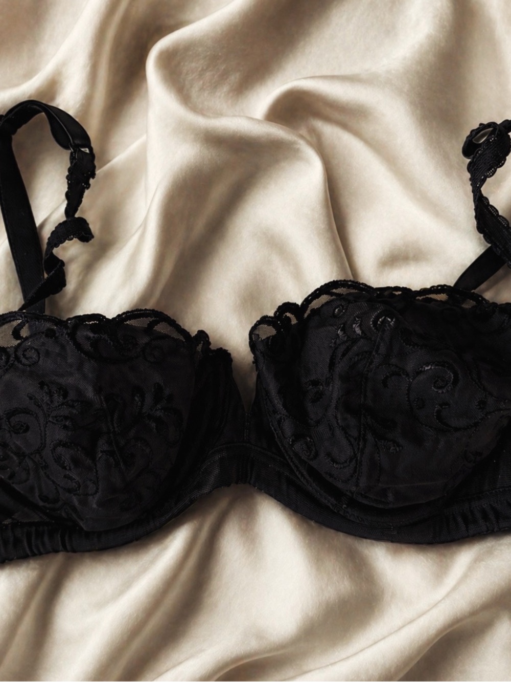 VTG VS Balconette